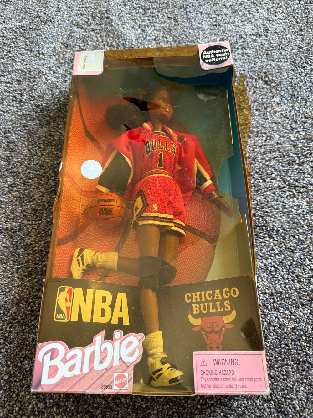 NBA Barbie - Picture 4 of 7